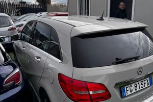 Mercedes B180
