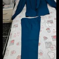 Tailleur blu pantaloni