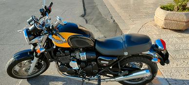Triumph Thunderbird Sport 900
