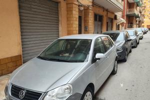 Auto Polo Volkswagen 