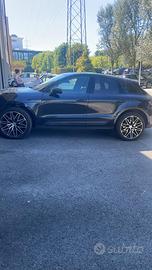 Porsche Macan 2024 265 CV