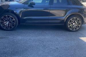 Porsche Macan 2024 265 CV