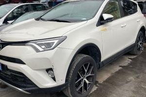 TOYOTA RAV 4 - ANNO 2018