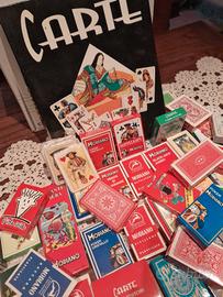 50 mazzi di carte da collezione