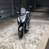 Yamaha X Max 250