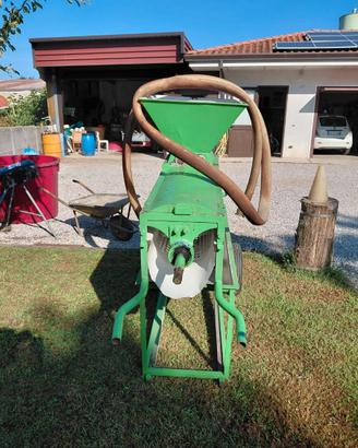 ATTREZZATURA VENDEMMIA