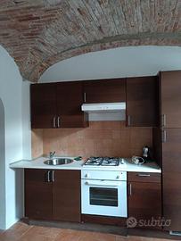 Alzano lombardo piano terra con posto auto