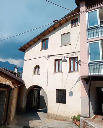 Affascinante casa di contrada