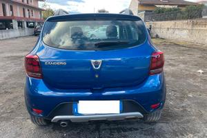 Dacia Sandero Stepway 1.0 TCe 100 CV ECO-G Comfort
