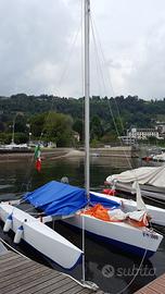Trimarano 18 piedi con carrello e motore