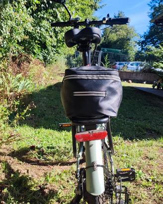 Bicicletta elettrica pieghevole