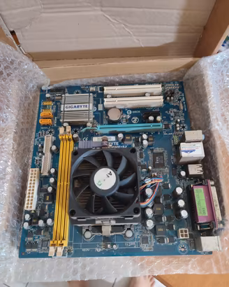 blocco Scheda Madre Gigabyte GA-M61PME-S2 