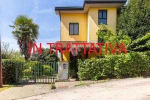 VILLA SINGOLA A MISSAGLIA