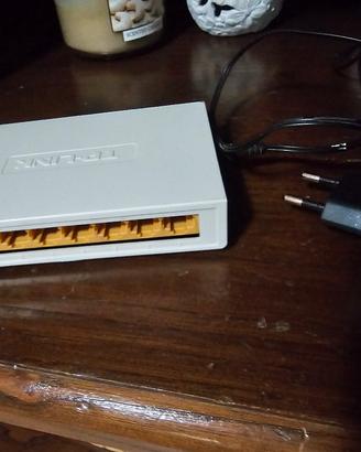 Tp-link switch 8 porte 10/100 Mbps mod TL-SF1008D