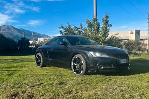 Audi tt  s line  2.0 benzina 200 cv