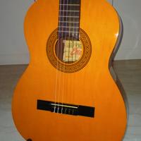 Chitarra classica Eko Recanati 