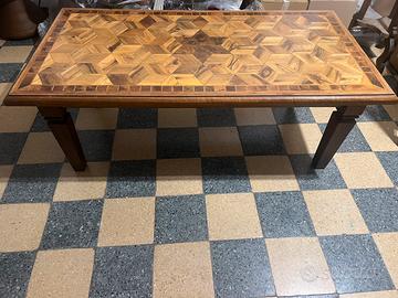 Tavolino da sala fatto a mano