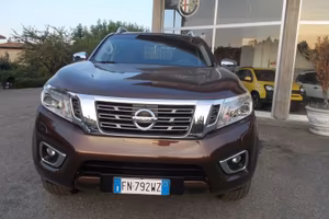 Nissan Navara 2.3 dCi 190cv Double Cab Tekna ...