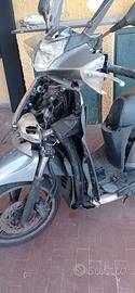 HONDA SH 300
