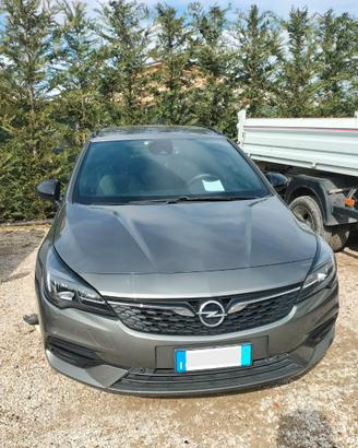 Opel ASTRA SPORTS TOURER+