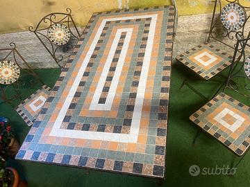 Tavolo ferro batutto e mosaico