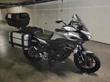 Yamaha tracer 900