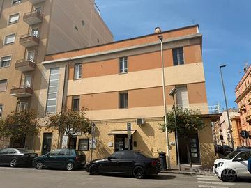 Quadrivano con terrazza sovrastante