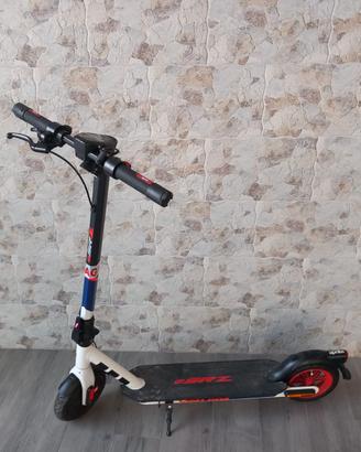 monopattino aprilia
