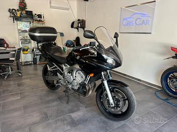 Yamaha FAZER 600cc