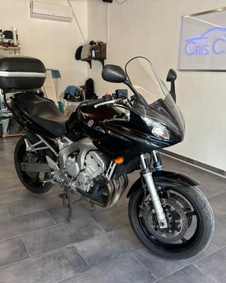Yamaha FAZER 600cc