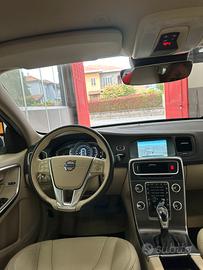 volvo V60 d4 