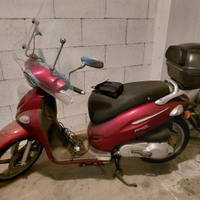Kymco People 150