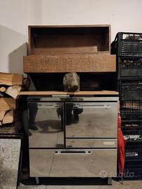 Stufa a legna in acciaio inox - Con cappa in rame