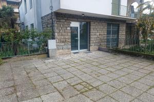 Locale con esterno privato cat. C3