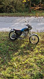 SUZUKI GN250