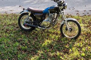SUZUKI GN250
