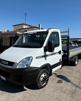 Iveco daily 35c13 cassone + gru bonfiglioli 011