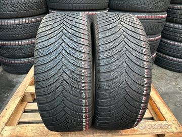 2 gomme 215 55 17 Firestone Invernali