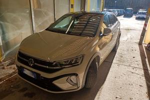VOLKSWAGEN Taigo 1.0 TSI 110 CV DSG R-Line VETTURA
