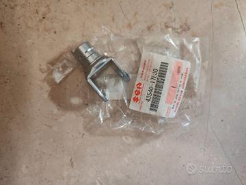 SUPPORTO PEDANA ORIGINALE SUZUKI NUOVO GSXR600 GSX