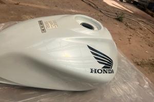 Serbatoio Honda hornet