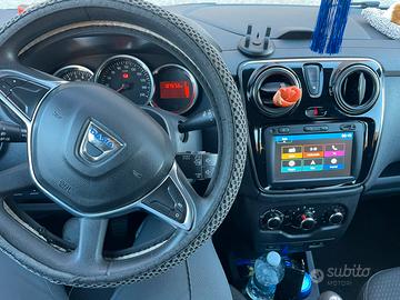 Dacia lodge 7 posti