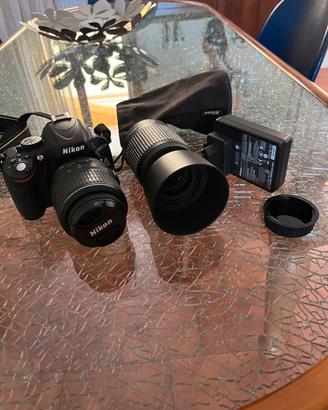 Nikon D5100 + 2 obiettivi (18-55 VR e 55-200 VR)