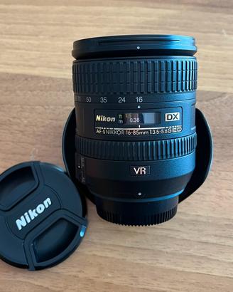 Nikon zoom 16-85 f3.5/5.6