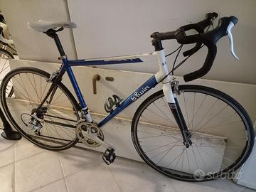 Bici corsa carbonio - alluminio