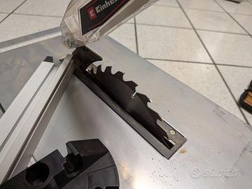 Banco con sega circolare