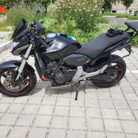 Honda hornet cb600f