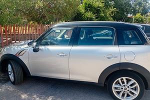  Mini  countryman 
