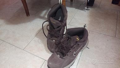 Sneakers Nike Marroni (Trekking/Running Vintage)