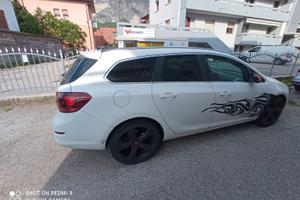 Opel Astra J